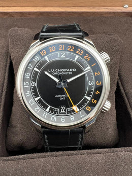 Chopard L.U.C 168579-3001 watch - photograph 4