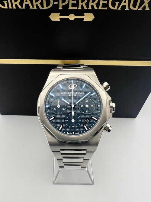 Girard Perregaux Laureato 81020-11-431-11a watch - photograph 2