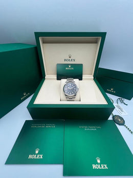 Rolex Explorer 124270 watch - photograph 2