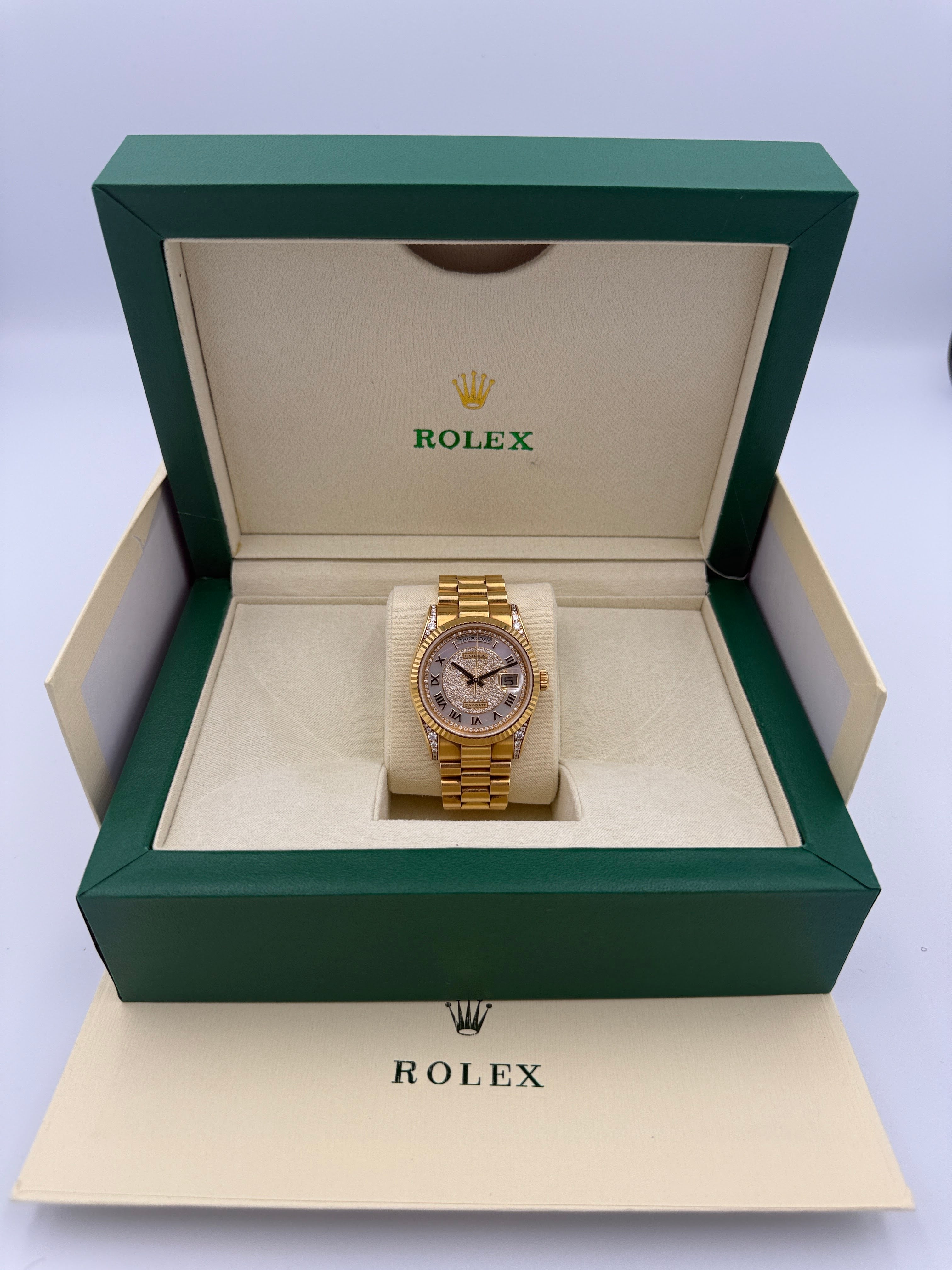 Rolex Day-Date 36 18k Yellow Gold Mother Of Pearl Dial Full Set