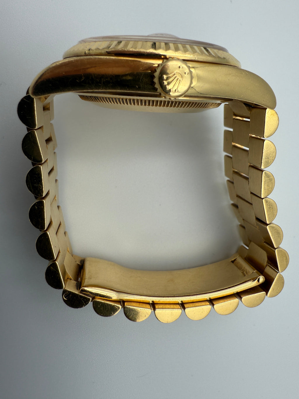 Rolex Day-Date 36 18k Yellow Gold Mother Of Pearl Dial Full Set
