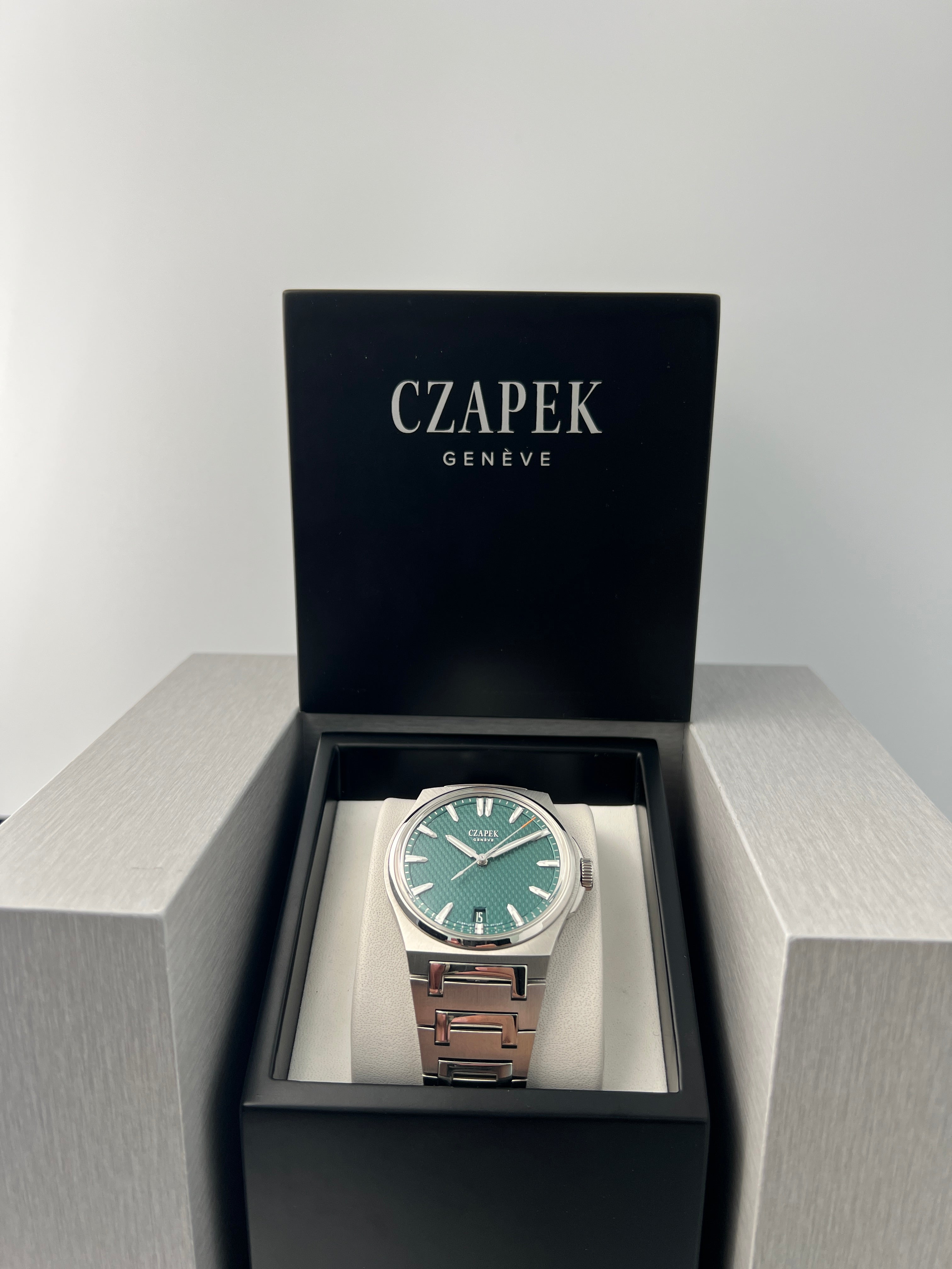 Czapek Antarctique Passage De Drake Viridian Green Fratello