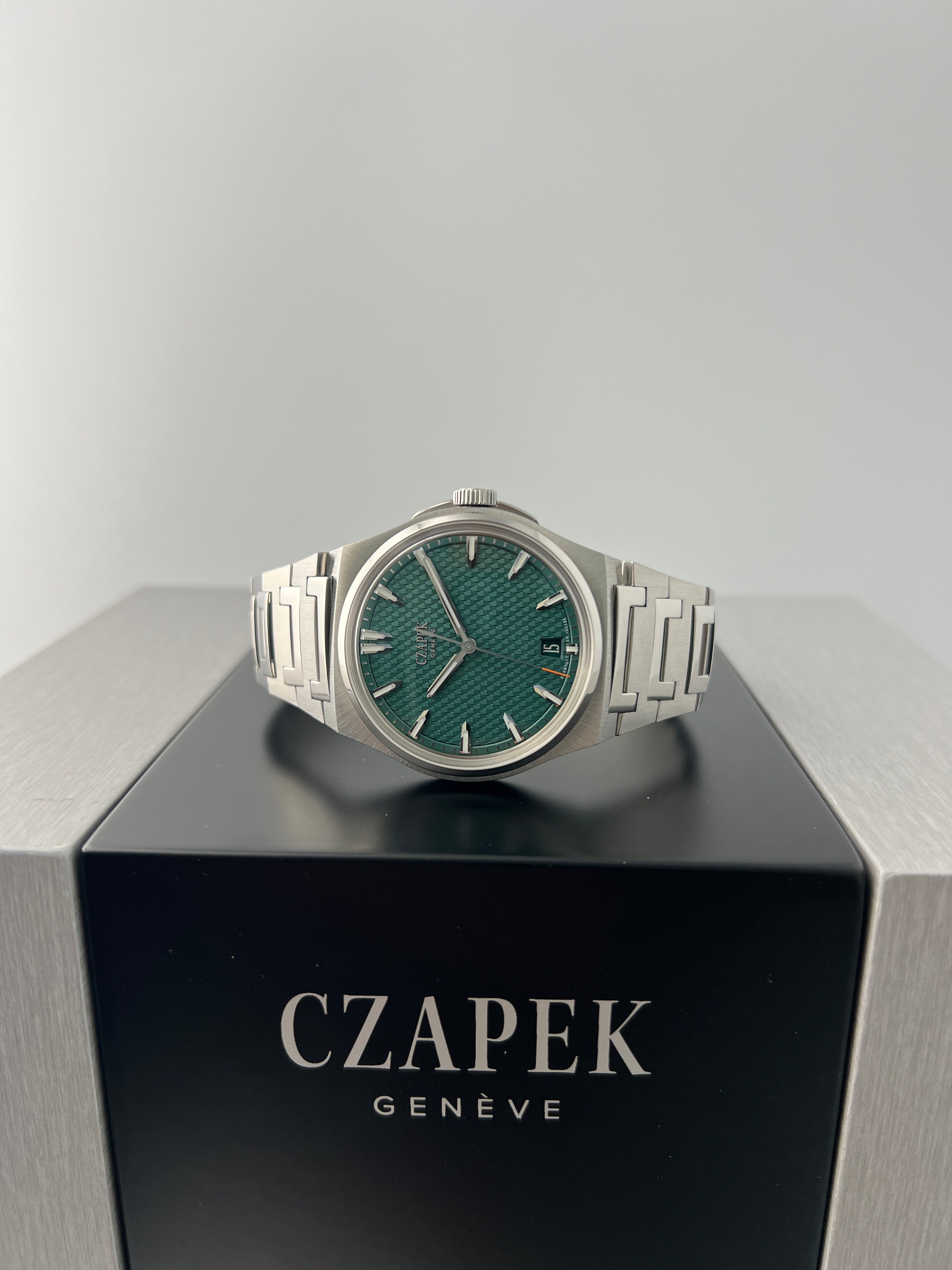Czapek Antarctique Passage De Drake Viridian Green Fratello