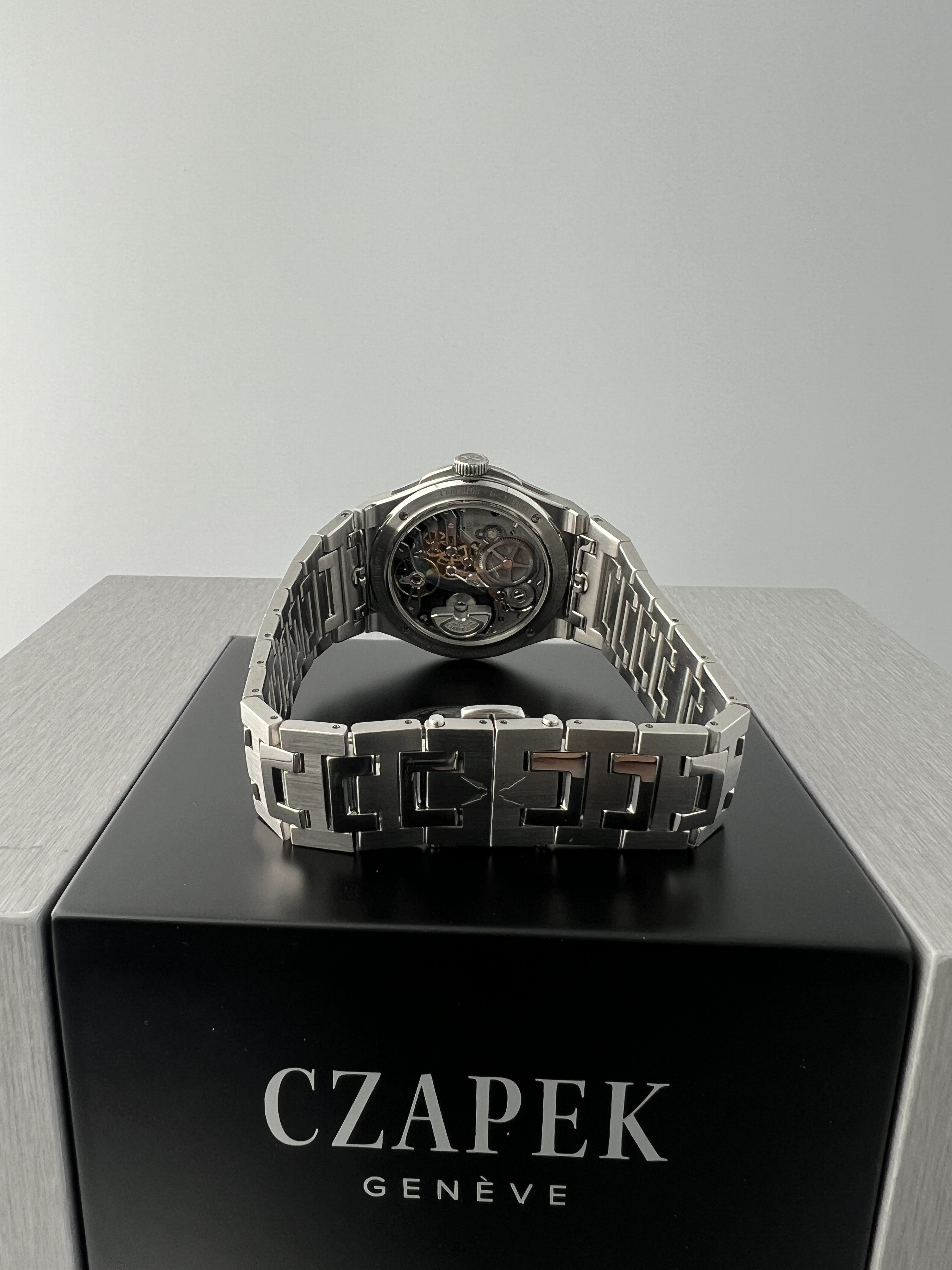 Czapek Antarctique Passage De Drake Viridian Green Fratello