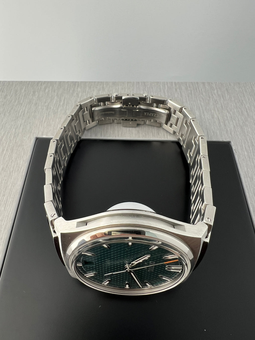 Czapek Antarctique Passage De Drake Viridian Green Fratello