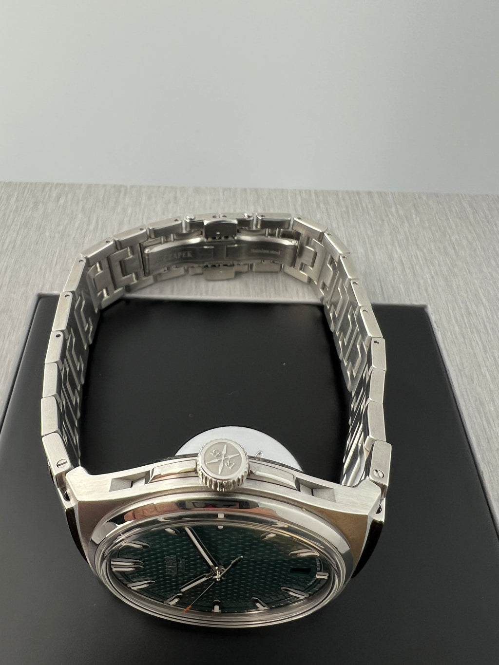 Czapek Antarctique Passage De Drake Viridian Green Fratello