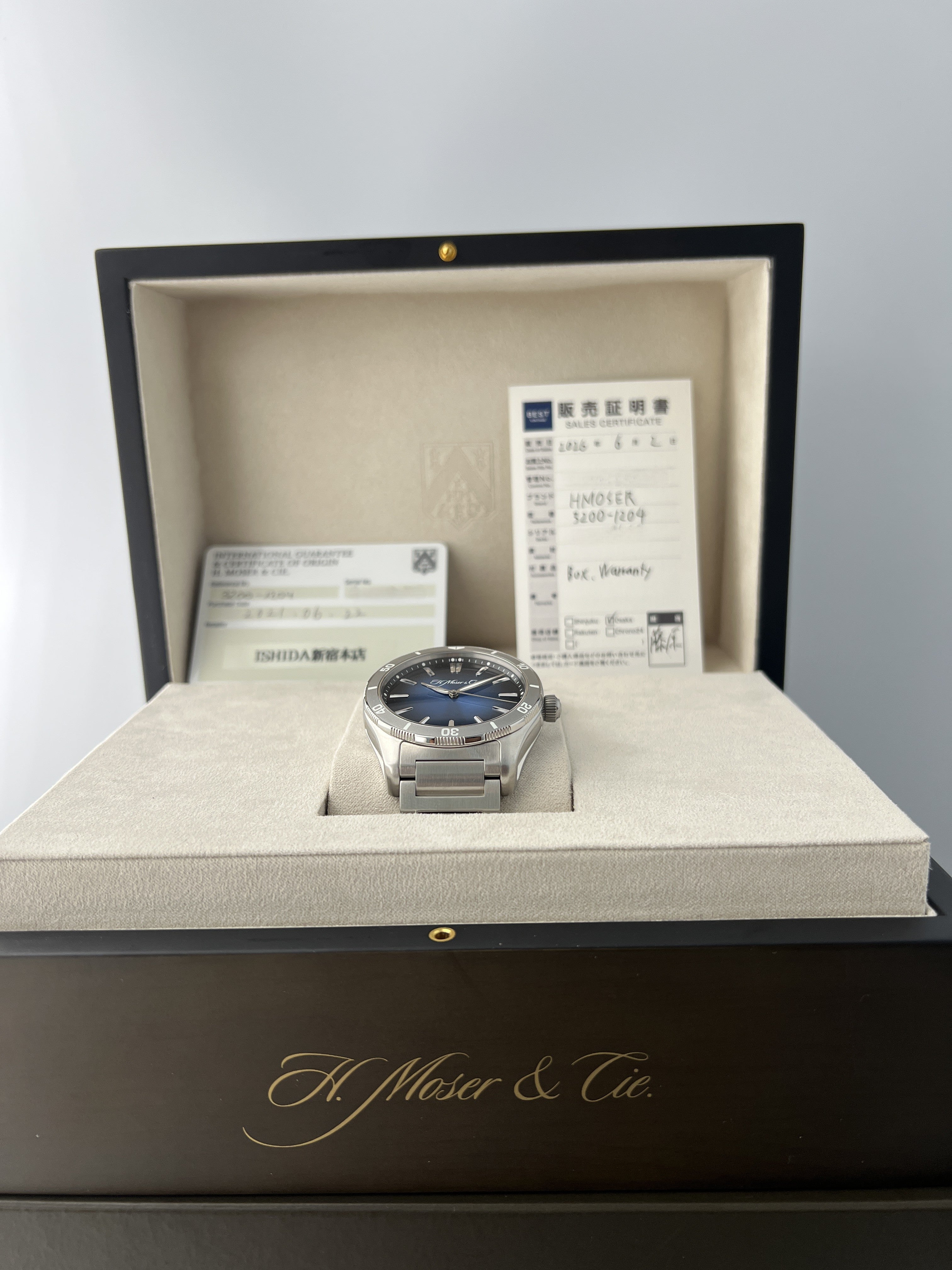 H. Moser & Cie Pioneer Centre Seconds Center
